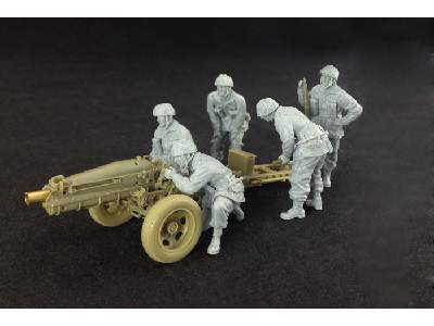 75mm Pack Howitzer M1A1 British Airborne Version & Gun Crew - image 10