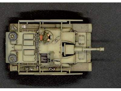 Sd.Kfz.142/1 Sturmgeschutz III - image 7