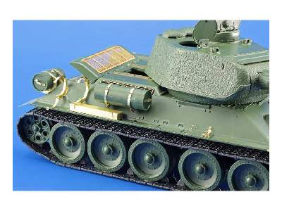 T-34/85 1/35 - Academy Minicraft - image 7