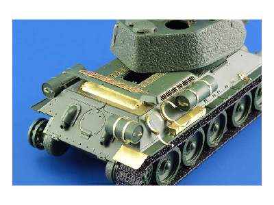 T-34/85 1/35 - Academy Minicraft - image 10