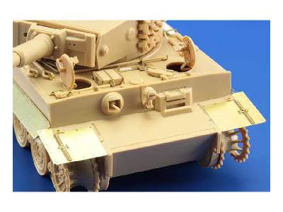 Tiger I late fenders 1/35 - Academy Minicraft - image 3