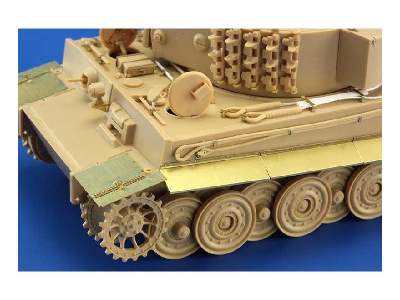 Tiger I late fenders 1/35 - Academy Minicraft - image 4