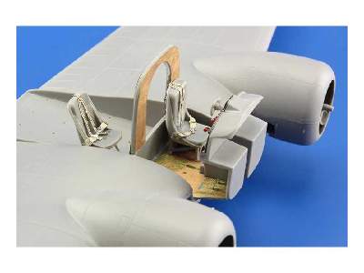 C-45F interior S. A. 1/48 - Icm - image 5