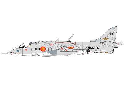 Hawker Siddeley Harrier AV-8A - image 4