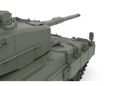 German Main Battle Tank Leopard 2 A4 - image 7