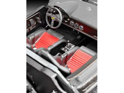 F50 Ferrari - image 5