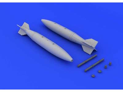 Mk.84 bombs 1/72 - image 4