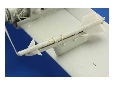 OV-10D 1/32 - Kitty Hawk - image 10