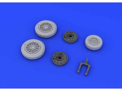 A-4E wheels early 1/48 - Eduard - image 4