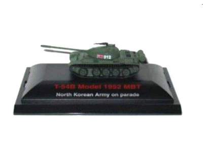 North Korean Army T-54B Model 1952 MBT  - image 1