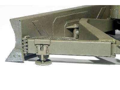 U.S. Army Bulldozer - image 47