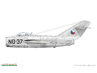 MiG-15 Dual Combo 1/144 - image 10