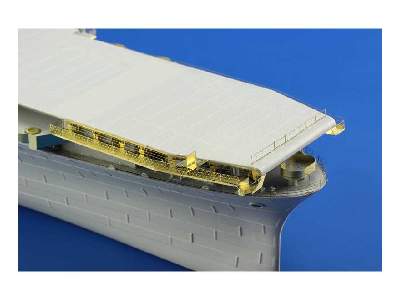 USS CV-5 Yorktown part 3 superstructure 1/350 - Merit - image 11