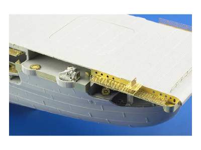 USS CV-5 Yorktown part 3 superstructure 1/350 - Merit - image 17