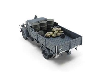 German 3ton 4x2 Cargo Truck      - image 2