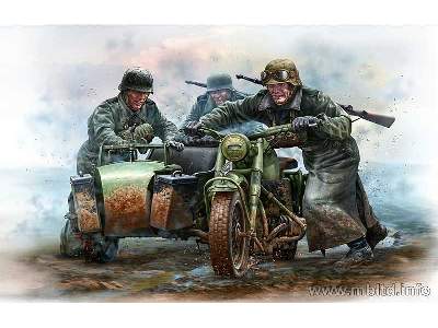 German Motorcyclists - WWII era - image 1
