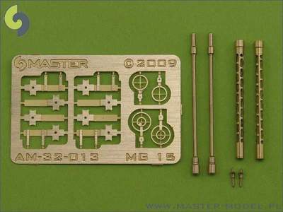 German aircraft machine gun MG 15 - turned barrels and etched si - image 1