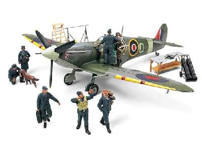 Supermarine Spitfire Mk.Vb w/7 Royal Air Force Crew Figures - image 1