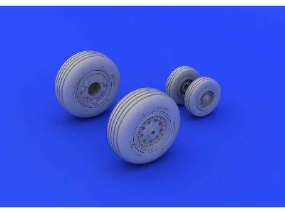 F-4J wheels 1/72 - Academy - image 2