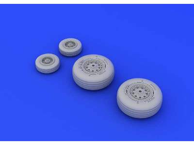 F-4J wheels 1/72 - Academy - image 4