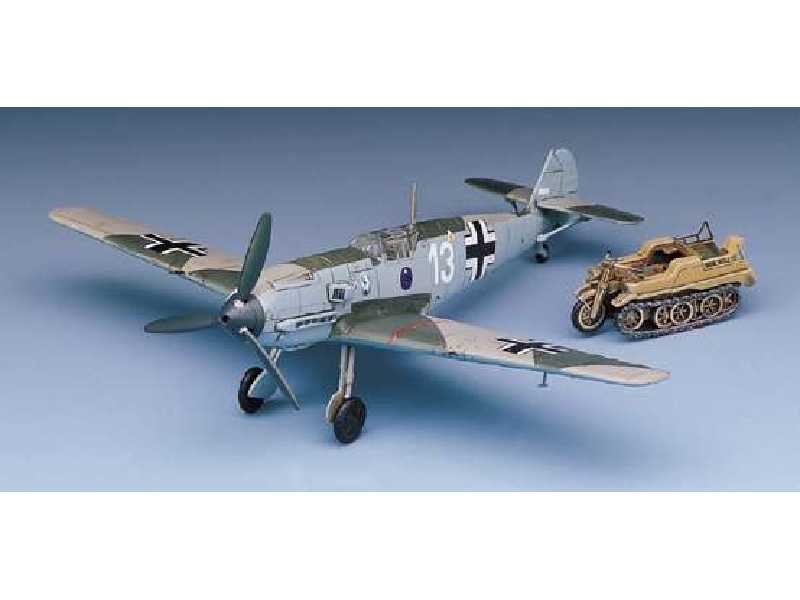 Messerschmitt Bf-109E 3/4 HAINZ BAR - image 1 Messerschmitt Bf-109E 3/4 HAINZ BAR - image 1