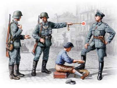 Figures - German Patrol 1939-42 - image 1