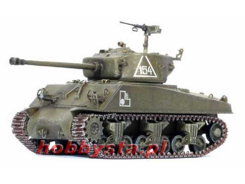 Sherman M4A2(76)W Red Army 2nd Tank Army, Berlin 1945 - image 1