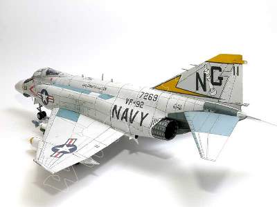 F-4J NAVY PHANTOM II Komplet model i wręgi - image 3