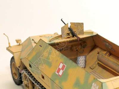 SZARY WILK  / STARÓWKA  (Sd.Kfz 251 D ) - komplet , model wręgi  - image 12