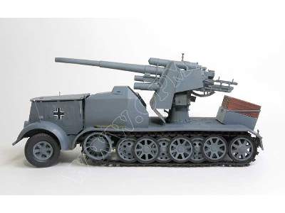 SELBSTFAHRLAFETTE Sd.Kfz 8 z Flak 18t - image 9