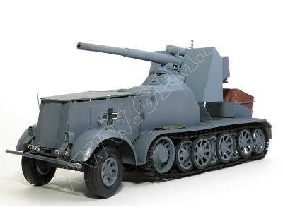 SELBSTFAHRLAFETTE Sd.Kfz 8 z Flak 18t - image 11