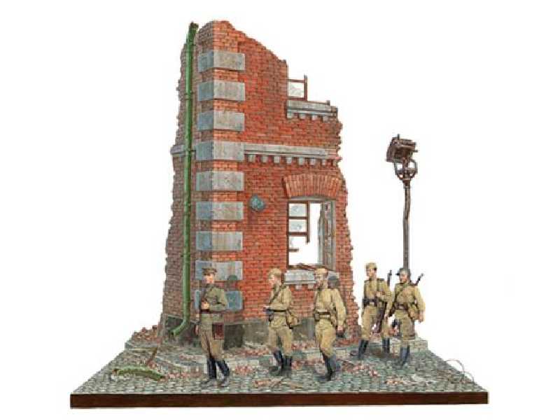 Diorama Infantry in the City - image 1