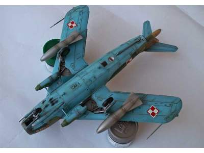 Mig-17F Fresco - image 3