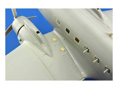 AC-47 Gunship exterior 1/48 - Revell - image 8