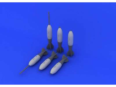 M117 bombs early 1/72 - image 1