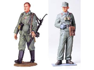 Tank Crew/Infantryman - Wehrmacht 2 Figures - image 1