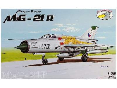 MiG-21 R - image 1