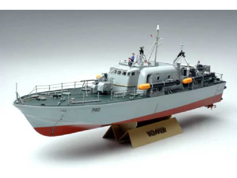 Vosper Fast Patrol Boat - Perkasa - image 1