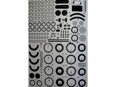 Radziecki czołg ciężki KW-2 - image 15