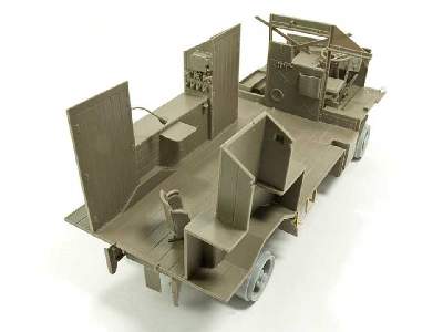 British AEC Dorchester 4x4 ACV - Armoured Comman Vehicle - image 23