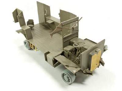 British AEC Dorchester 4x4 ACV - Armoured Comman Vehicle - image 29