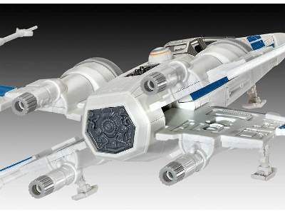 STAR WARS Resistance X-wing Fighter - image 2