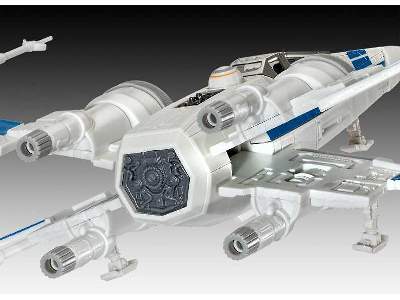 STAR WARS Resistance X-wing Fighter - image 4