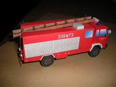 Samochód strażacki - Jelcz 008 w malowaniu OSP Porąbka - image 2