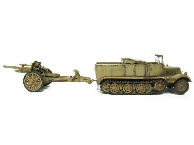 Sd.Kfz.11 + leFH18 Value Pack + Accessory Kit - image 1