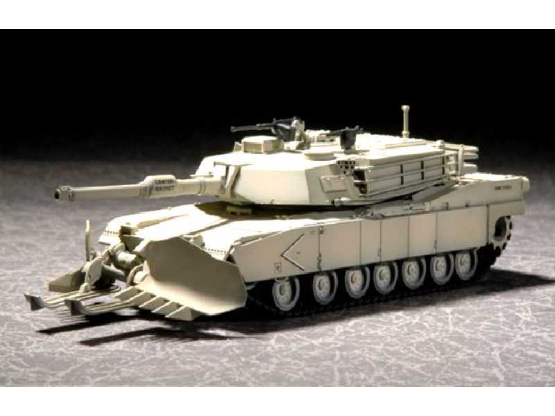 M1A1 with Mine Clearing Blade System - image 1