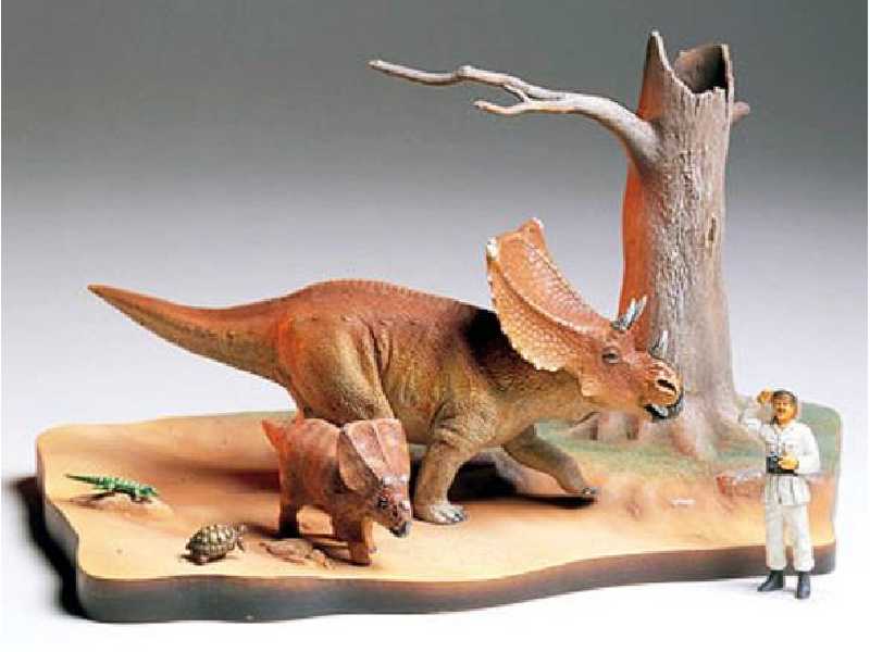Chasmosaurus Diorama Set - image 1 Chasmosaurus Diorama Set - image 1