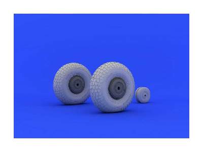 Mosquito Mk. VI wheels 1/32 - Tamiya - image 6