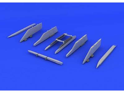 F-104 pylons 1/48 - image 3