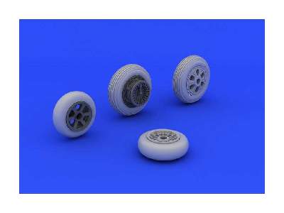 F-86F wheels 1/48 - Hasegawa - image 7